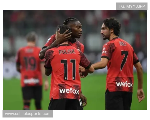 米兰公布战热那亚352首发，莱奥普利西奇领衔锋线